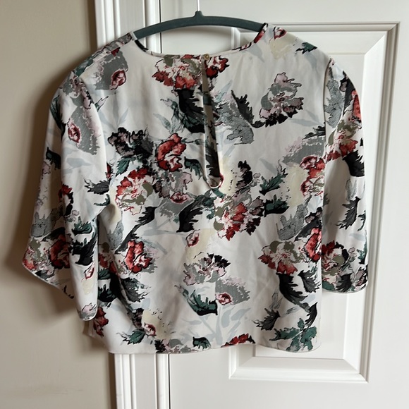 SALE!! Wilfred Aritzia Top - Picture 2 of 6